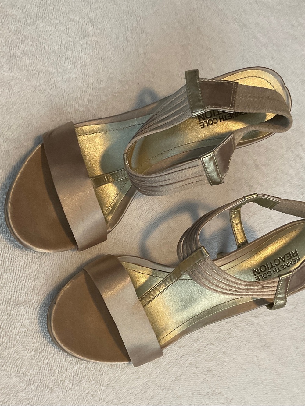 Kenneth Cole Reaction Women's Gold-Tan Low Wedge Sandals